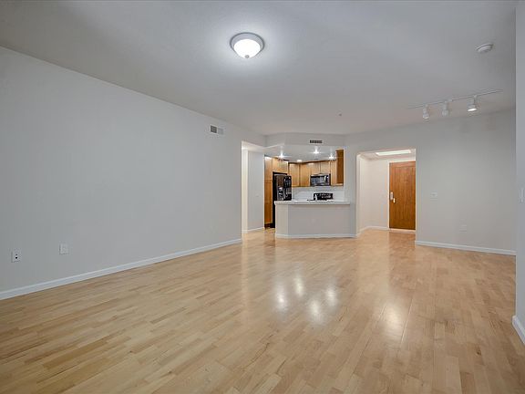 4th image of 809 Auzerais Ave #1-149