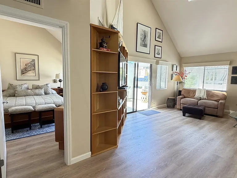 701 Kettner Blvd #96 — Photo 24