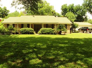 209 N Tarpey Rd, Texas City, TX 77591