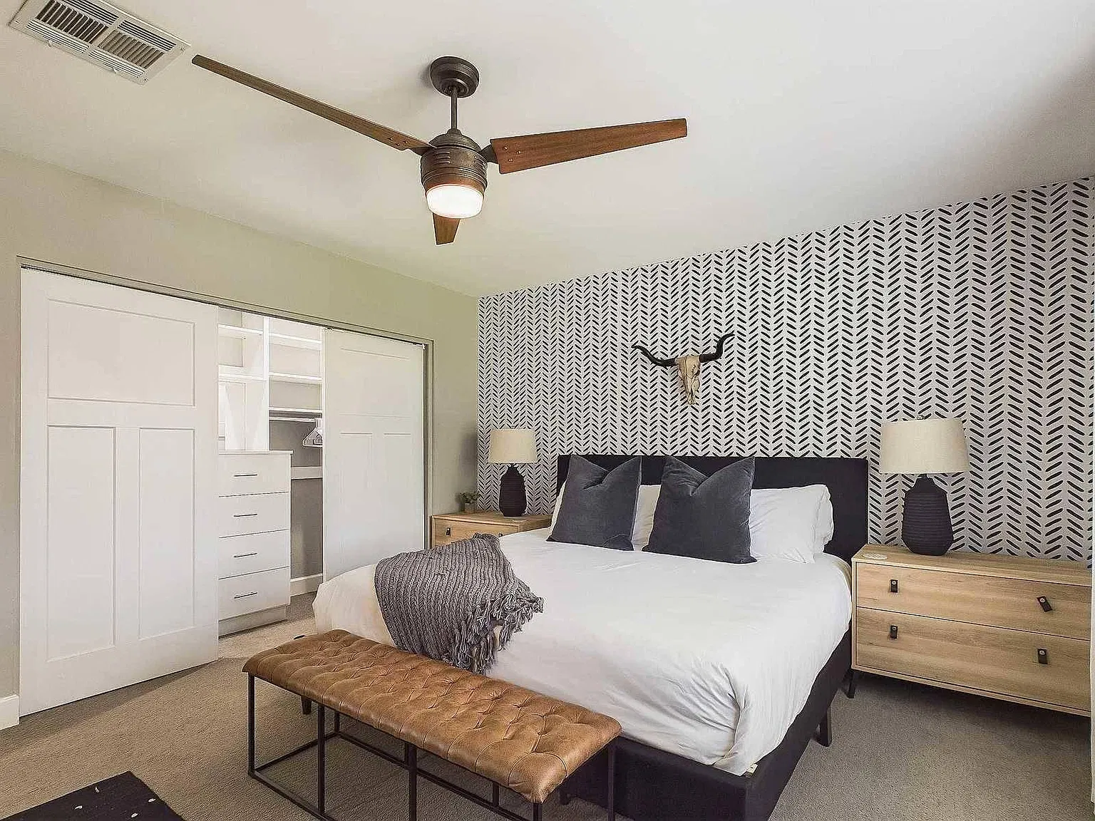 3 bed, 1842 sqft, $5,200 — Photo 4