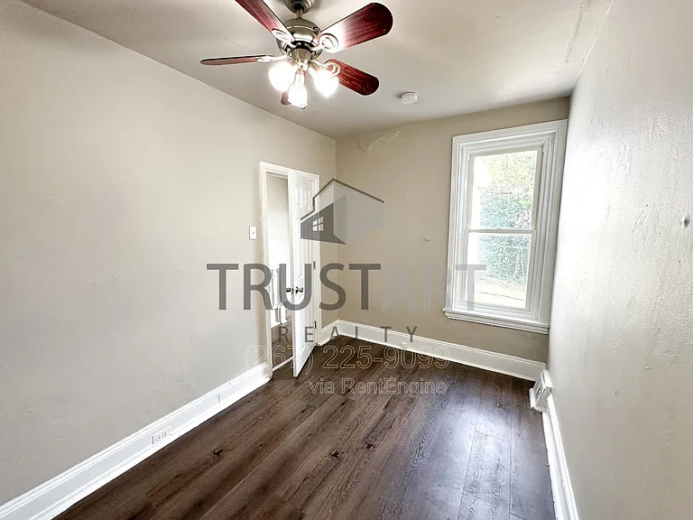 3885 Manor St #1 — Photo 10