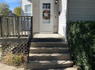 2536 Gideon Ave, Zion, IL 60099