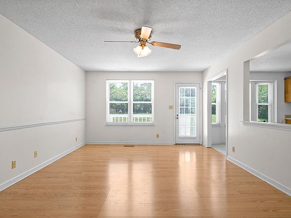 5th image of 1173 Willow Bend Dr