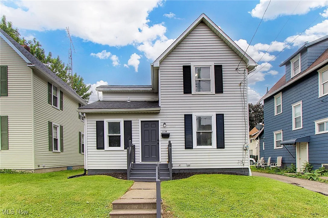 1130 Auburn Pl NW photo 1