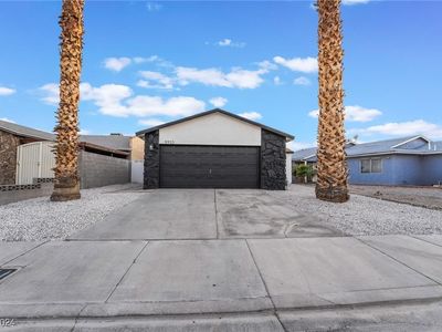 5933 Natures Dr, Las Vegas, NV, 89122