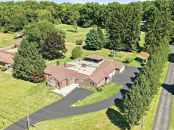 4th image of 7073 Stewart Sharon Rd
