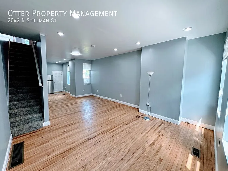 2042 N Stillman St — Photo 6