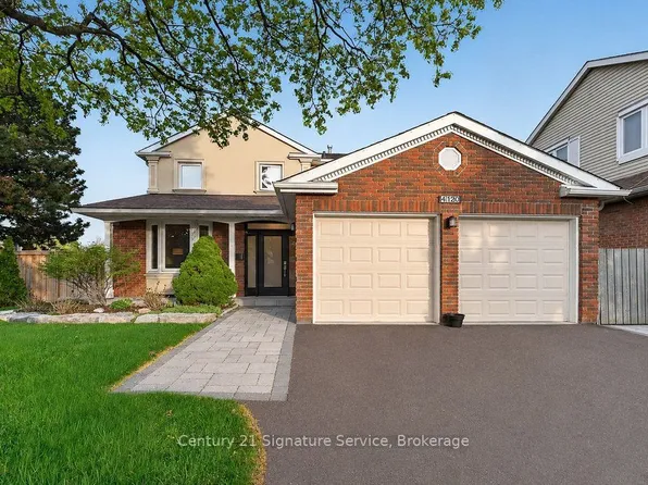 4120 Rolling Valley Dr, Mississauga, ON L5L 2K9