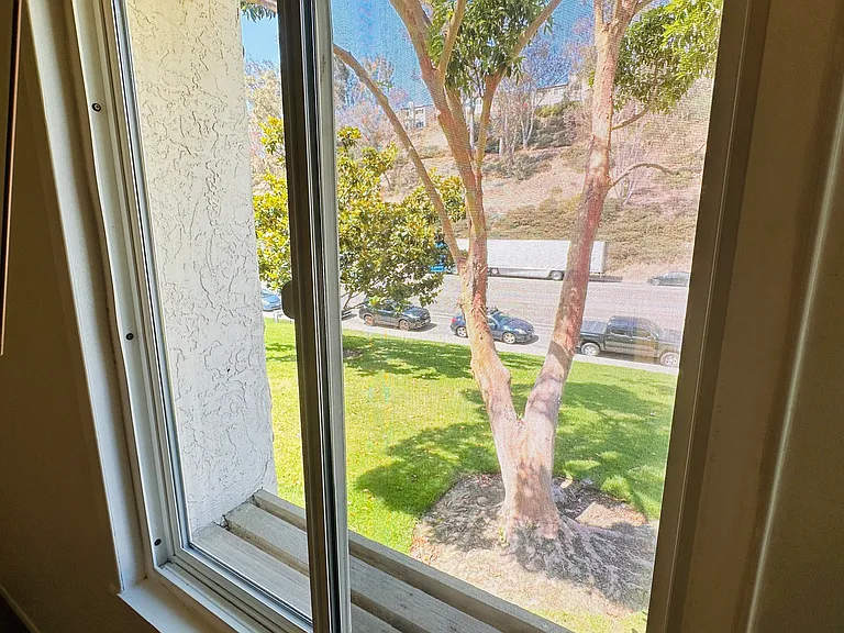 8811 Gilman Dr #D — Photo 27