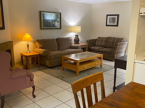 2nd image of 615 Grenadine Ct #615