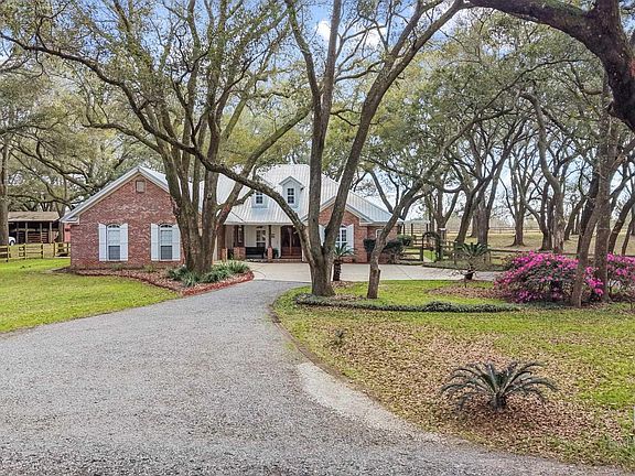 5th image of 15558 Hidden Oak Trl