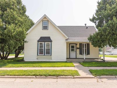 220 North Washington Street, Cuba City, WI, 53807
