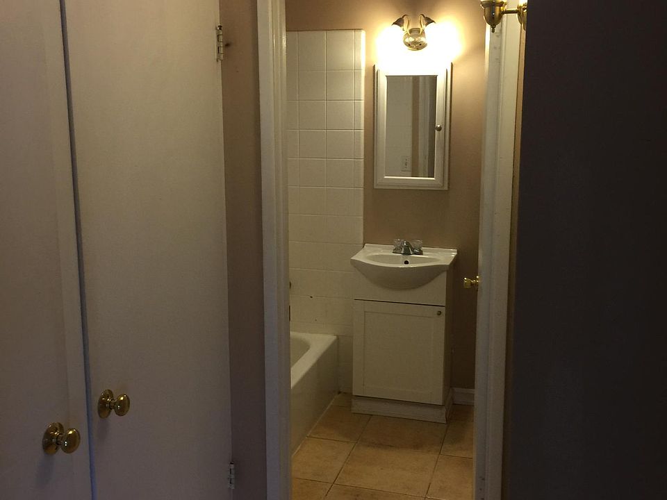 1st image of 3027 Magliocco Dr APT 7