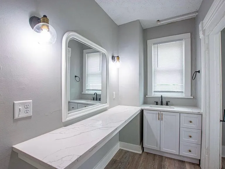 4839 Leavenworth St #1 — Photo 17