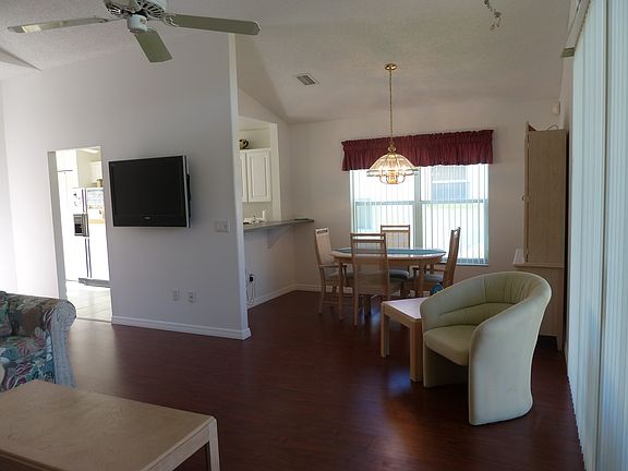 2nd image of 721 Lighthouse Dr