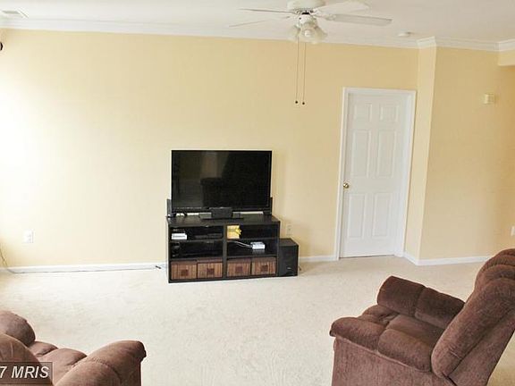 4th image of 5921 Founders Crossing Ct Unit 204