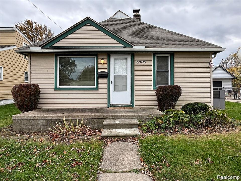 1st image of 22608 Stephens St