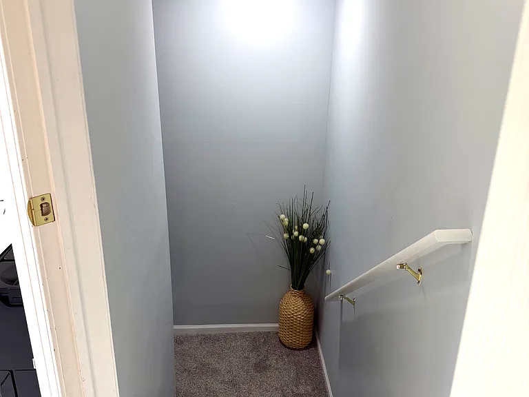 24605 Millcreek Dr — Photo 27