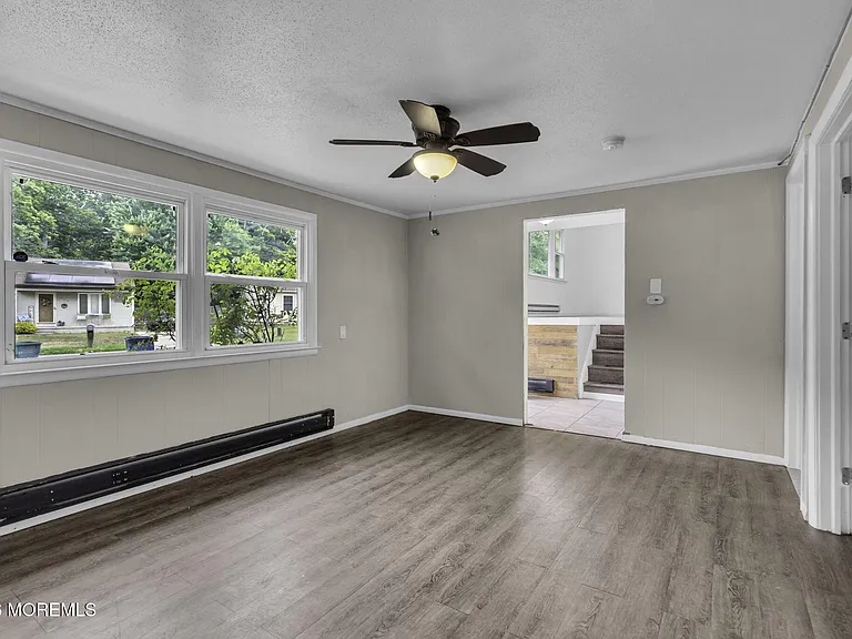 102 Buckhorn Lake Ct — Photo 10