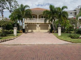 1750 Santa Barbara Dr, Dunedin, FL 34698