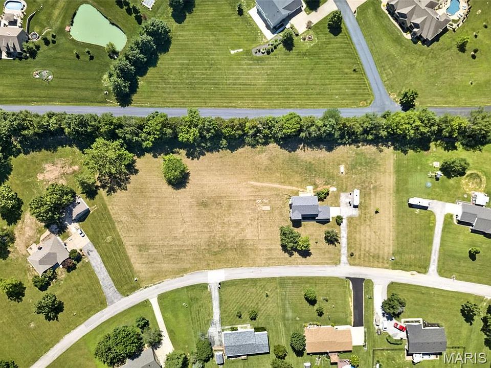 1st image of 1131 Jade Dr