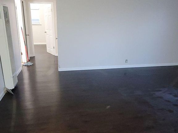 2nd image of 1607 Valle Vista Ave