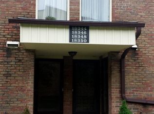 18346 University Park Dr, Livonia, MI 48152