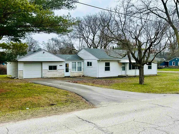 58420 Carbine St, Washington, MI 48094
