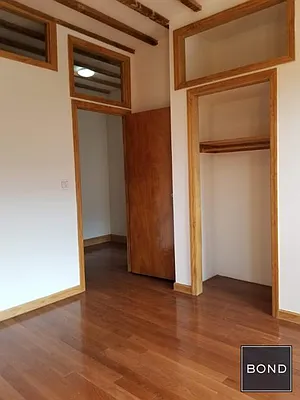 Rented by Bond New York | media 20