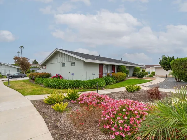 3685 Vista Campana N Unit 11, Oceanside, CA 92057