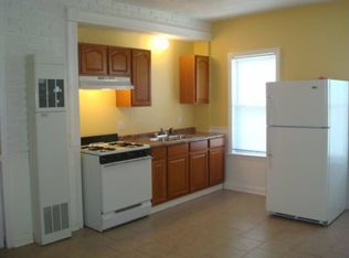 34 Aetna St #3, Fall River, MA 02724