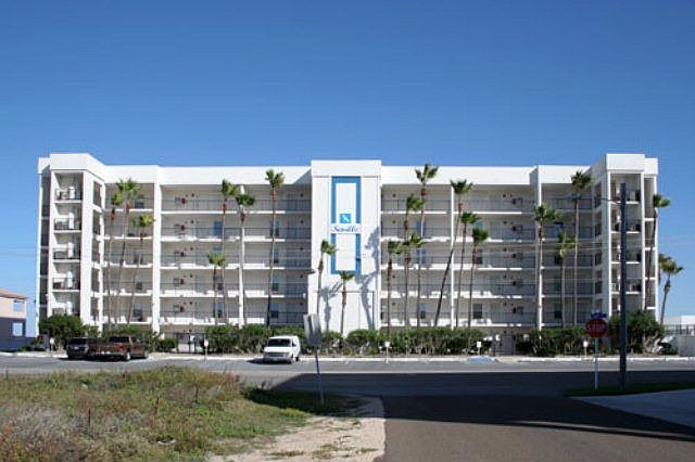 1st image of 3900 Gulf Blvd Unit 103