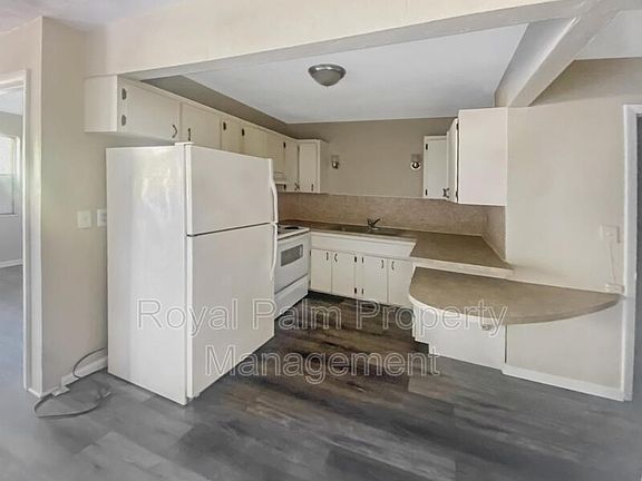 5th image of 3742-3746 Estelle Ave #3744