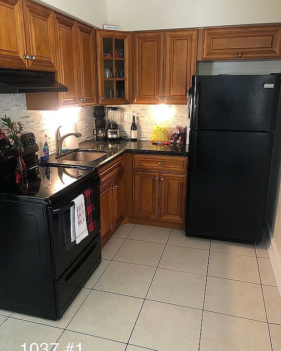 1st image of 1037 NE 32nd St #1