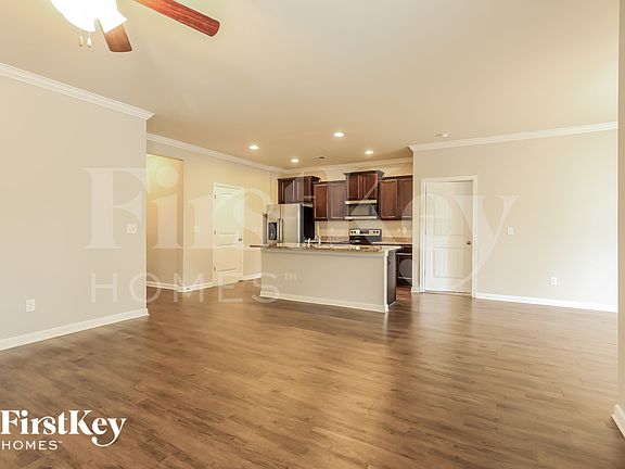 3rd image of 5021 Bella Ct