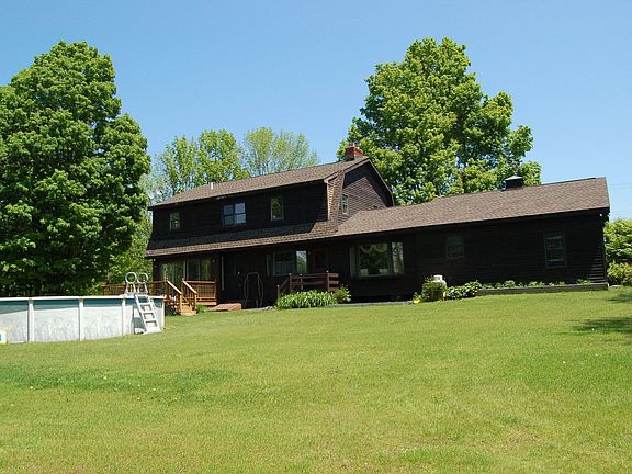 level back yard for kids to play