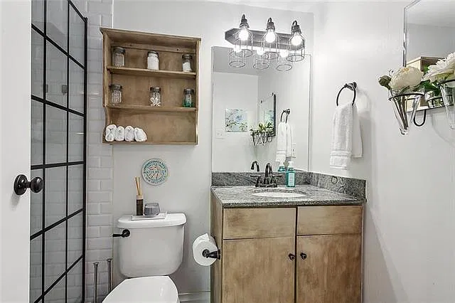 920 Poeyfarre St #240 — Photo 12
