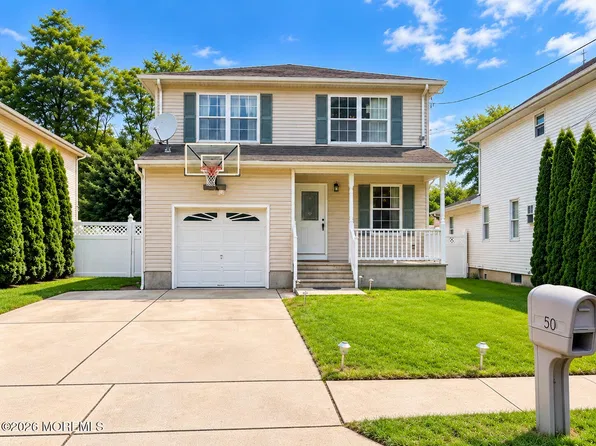 50 E Sedgwick St, Monroe Township, NJ 08831