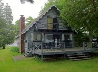 106 Plymouth Beach Rd, Indian River, MI 49749
