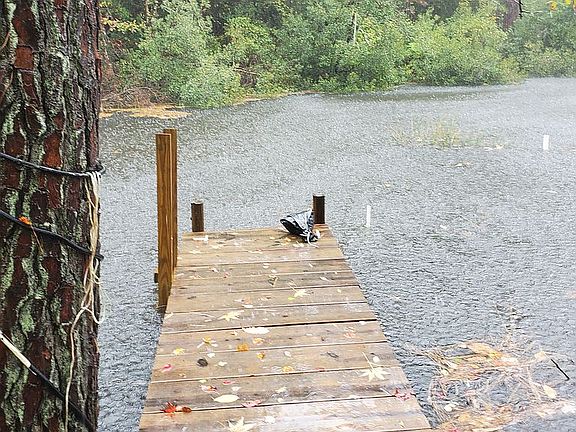 Dock at creek behind hse