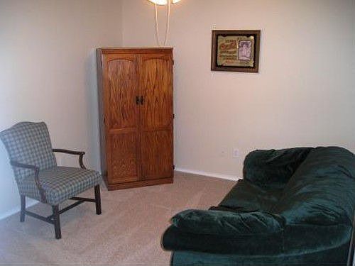 5th image of 1614 Rolling Brook Dr