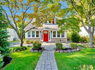 263 High St, Stirling, NJ 07980