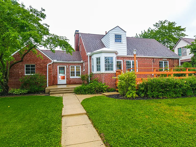 62 Edgevale Rd — Photo 43