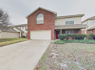 9725 Stoney Bridge Rd, Fort Worth, TX 76108