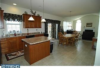 4th image of 78 Sweetwater Ln