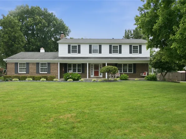 7039 Sprucewood Ct, West Chester, OH 45241