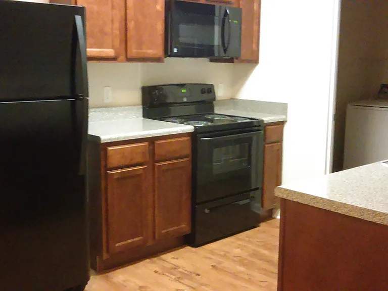 Walters Ridge Apartments — Photo 11