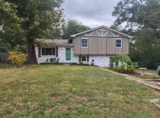 1517 N Chester Rd, Hixson, TN 37343
