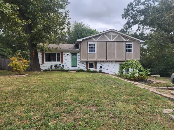 1517 N Chester Rd, Hixson, TN 37343