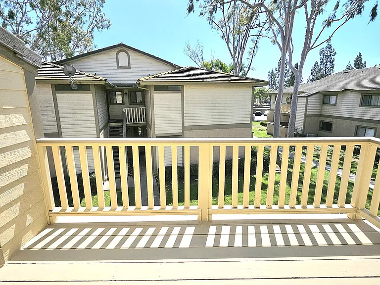 AMBERWOOD APARTMENTS — Photo 22